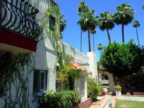 Maricopa Manor B&B Inn Финикс Екстериор снимка